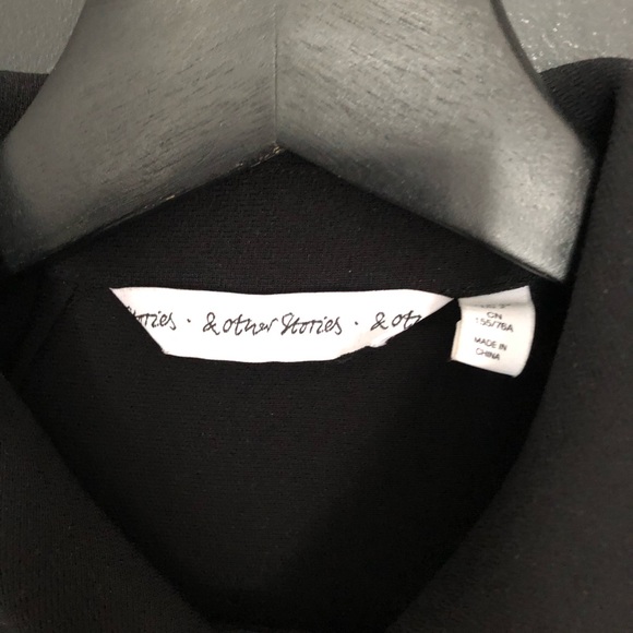 Black dress with diamond buttons . - Picture 6 of 7